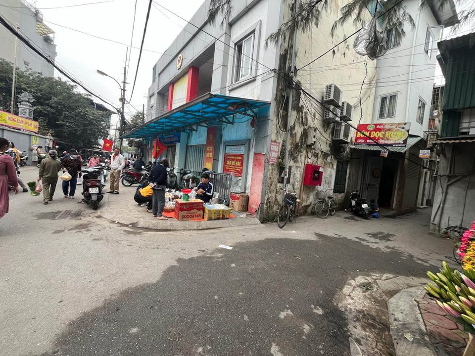 Nhà Đống Đa 27m² giá 7.55 tỷ - Full nội thất, sẵn sàng vào ở!