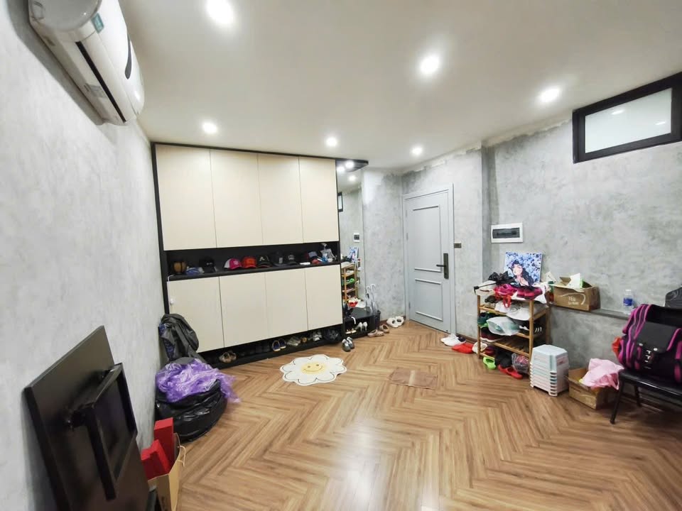 Nhà phố Hàng Bồ, Quận Hoàn Kiếm 30m² giá 8.8 tỷ - Sổ đỏ chính chủ!