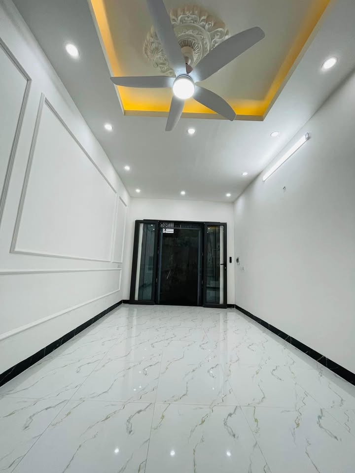 Nhà 126 Vĩnh Hưng, Quận Hoàng Mai, 27m² giá chỉ 2.x tỷ - Nhà mới đẹp, ở ngay!