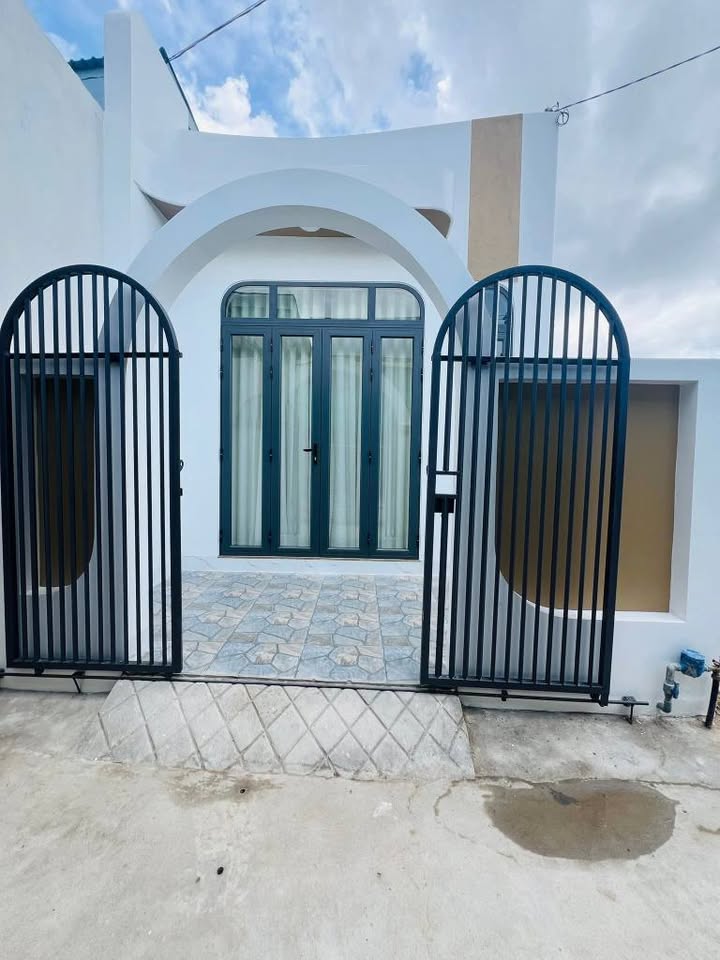 Nhà phố Khu phố 9, Xã Trung An, 60m² giá 1.095 tỷ - Thiết kế hiện đại, đầy đủ nội thất!