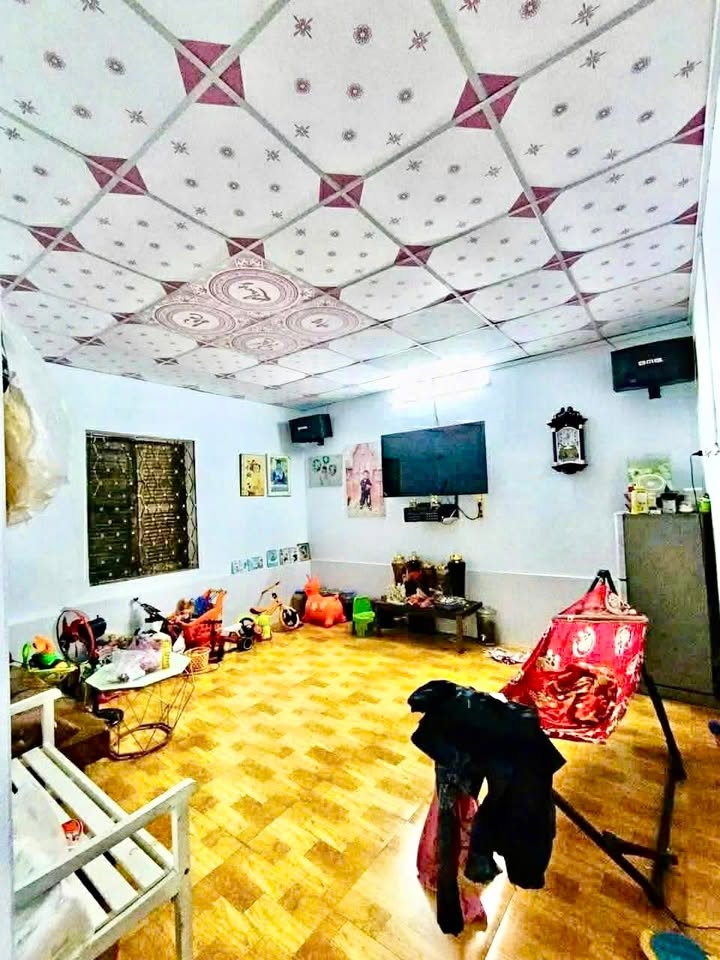 Nhà Hẻm Ngô Thời Nhiệm, P. Trần Hưng Đạo 57m² giá 1 tỷ - Chính chủ bán gấp!