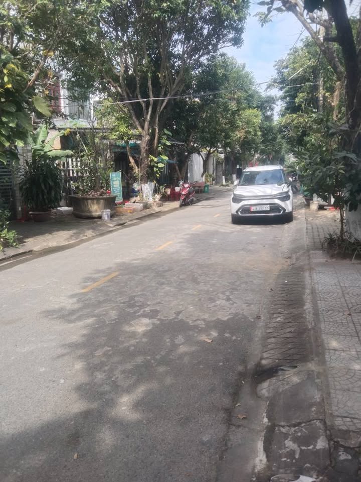 Nhà phố Ngũ Hành Sơn Đà Nẵng 115m² giá 7.2 tỷ - Gần biển và sông