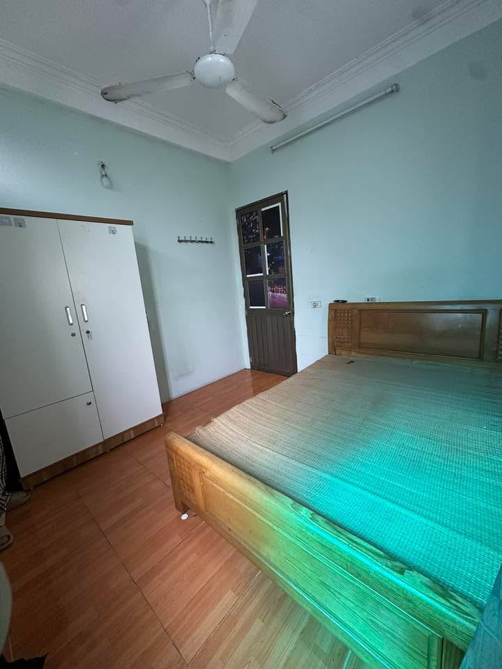 Phòng cho thuê tại 34 Thanh Đàm, Vĩnh Hưng, 2.2 triệu - Sẵn sàng vào ở ngay!