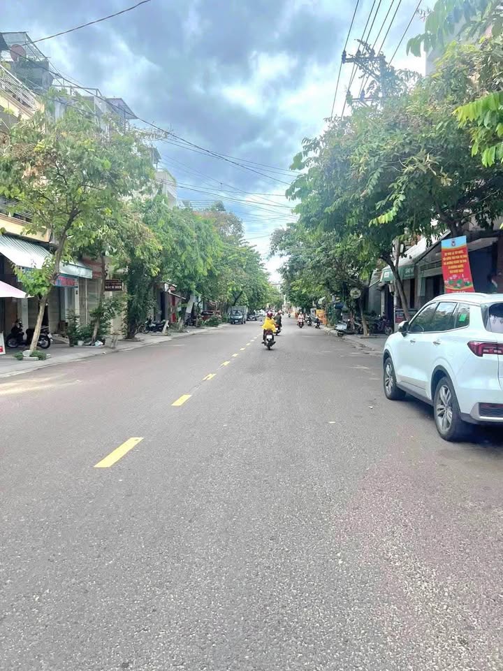 Bán Nhà Ôm Góc 2 Mặt Tiền tại Phường Ngô Mây, Quy Nhơn 96m² - Vị trí kinh doanh siêu đẹp!