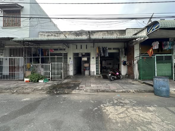 Nhà trọ + 2 kiot Bình Hòa 200m² giá 8,5 tỷ - Dòng thu ổn định 15 triệu/tháng!