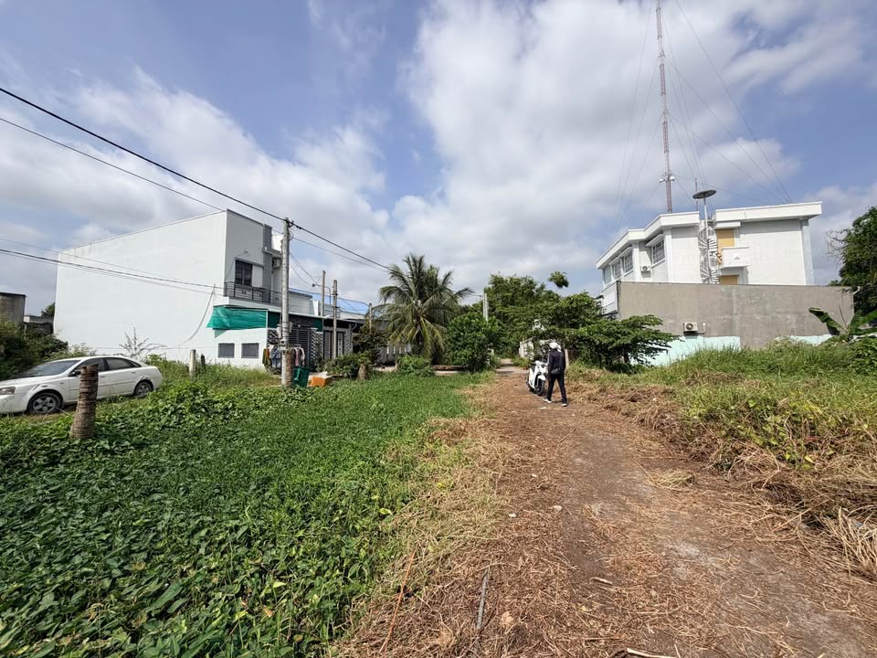 Đất nền Mạc Đĩnh Chi, Sóc Trăng 140m² giá 1.5 tỷ - Sổ hồng chính chủ, ô tô vào tận nơi!