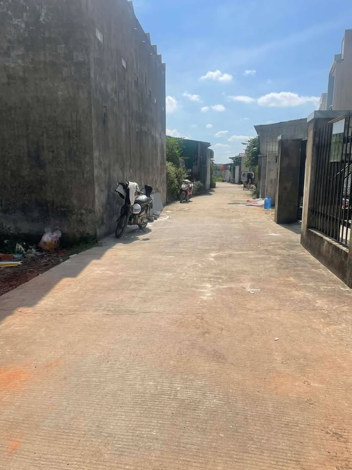 Lô đất 133m² tại Thị trấn La Hà, chỉ 1.02 tỷ - Đầu tư sinh lời lý tưởng!