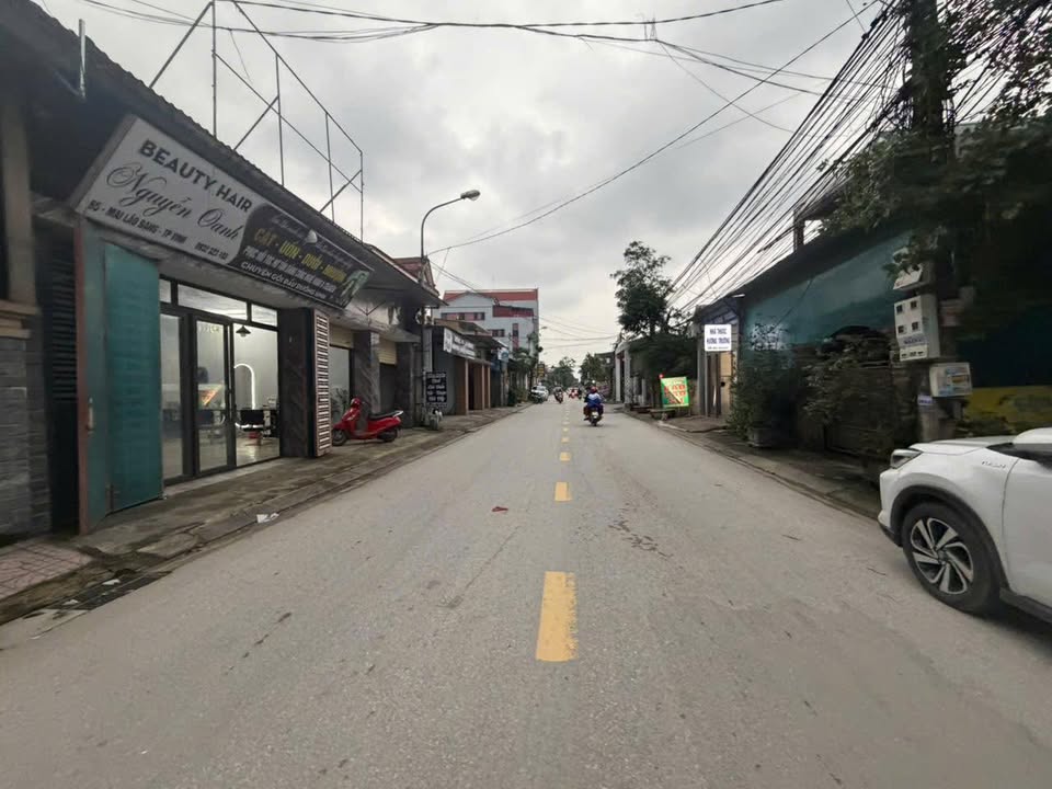 Nhà phố mặt tiền đường Mai Lão Bạng, Vinh 150m² giá 8.6 tỷ - Đầu tư lý tưởng!