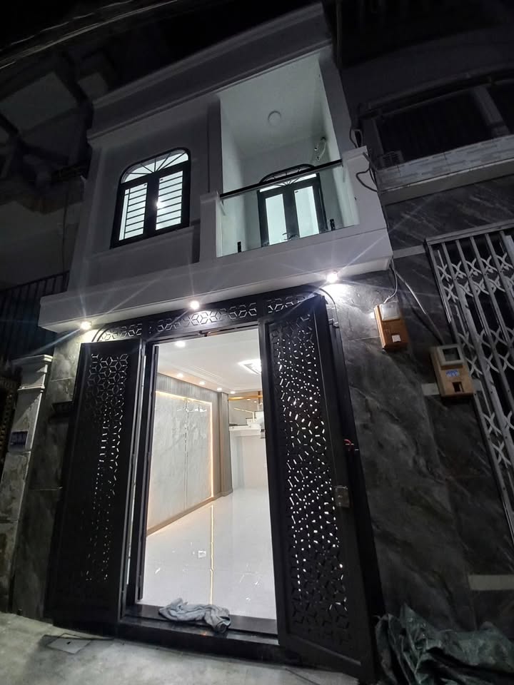 Nhà nhỏ đường Nguyễn Ảnh Thủ, Quận 12, 30m² giá 1.4 tỷ - Sổ hồng chính chủ!