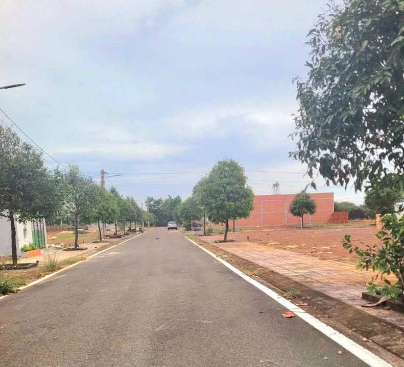 Đất nền hẻm 422 KP Tiến Hưng 1, Phường Tân Phú, 105m² giá 600 triệu - Cơ hội đầu tư hấp dẫn!