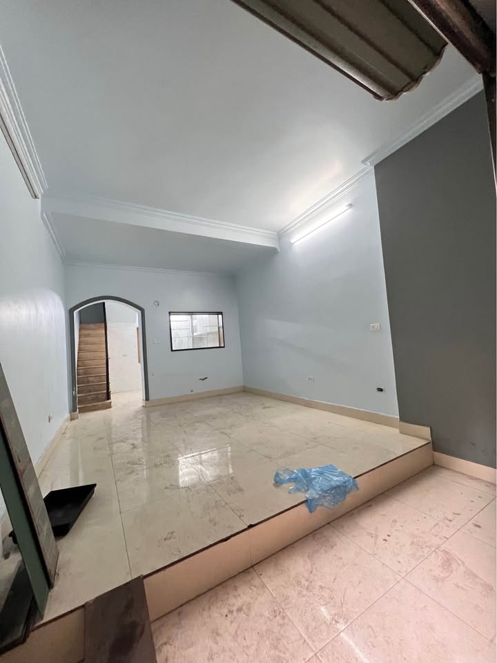 Nhà riêng 36m² đường Cát Cụt, Hải Phòng giá 2.3 tỷ - Vị trí trung tâm, ở ngay!