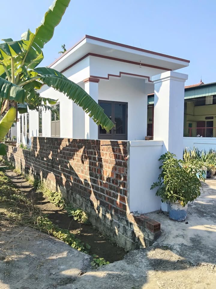 Đất nền Thôn 2 Hợp Thành 174m² giá chỉ 1.45 tỷ - Tặng nhà và vườn trồng rau!