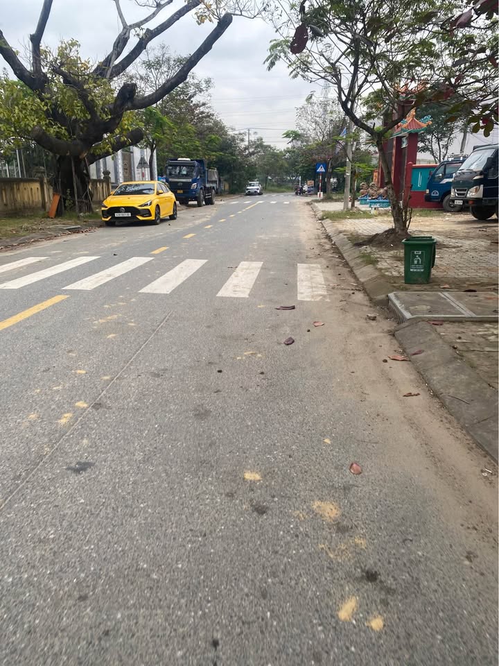 Đất nền 75m² đường 5,5m - Gần bến xe và trường học, giá 3,2 tỷ