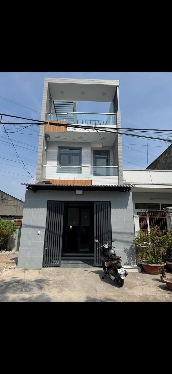 Nhà ở KDC An Thạnh, Bến Lức 77m² giá 4.5 tỷ - Mới xây dựng, hoàn công