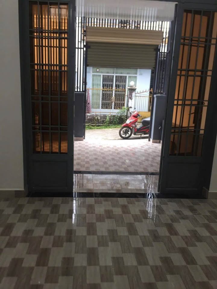 Nhà nguyên căn cho thuê tại hẻm Nguyễn Công Trứ, Bảo Lộc - Giá chỉ 4 triệu/tháng!