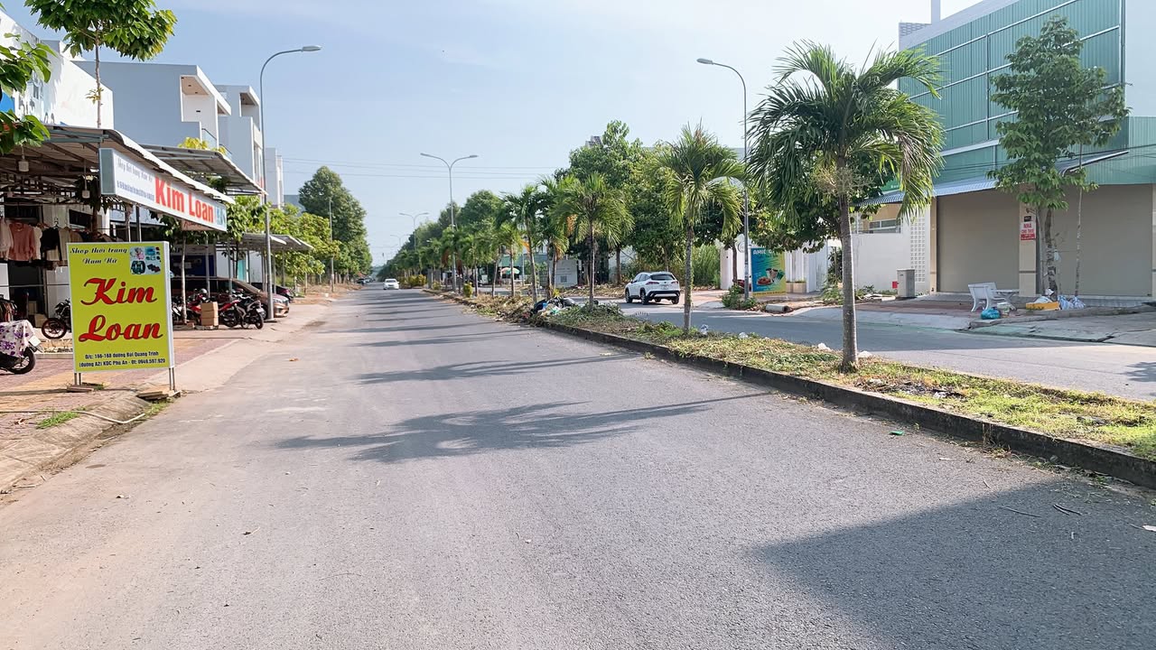 Đất nền KDC Phú An 100m² giá 3.69 tỷ - Vị trí đắc địa, kinh doanh thuận lợi!