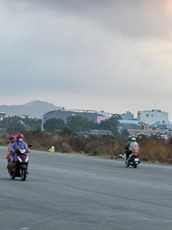 Đất nền 124m² tại Suối Mây, Phú Quốc - Giá chỉ 1.9 tỷ, sổ hồng chính chủ!