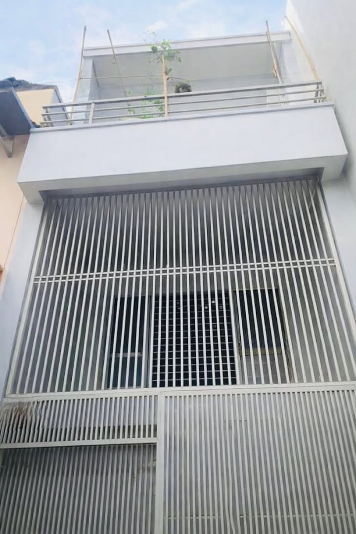 Nhà nguyên căn Nguyễn Thượng Hiền, Phú Nhuận 42m² giá 11 triệu - Khu dân cư yên tĩnh!