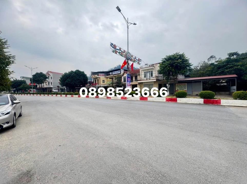 FrontHouse đường Hùng Vương Lạng Sơn 68,8m² giá 2,9 tỷ - Vị trí đắc địa, không gian thoáng đãng!