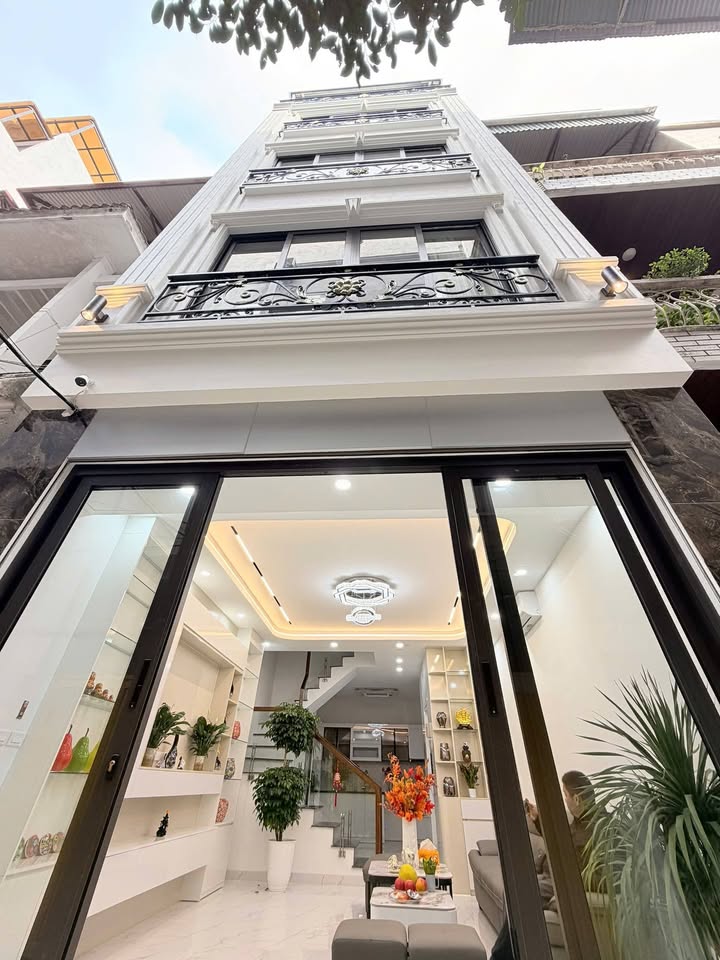 Nhà phố Tô Vĩnh Diện, Thanh Xuân 50m² giá 19.8 tỷ - Nhà đẹp, thang máy, ô tô vào tận nơi!