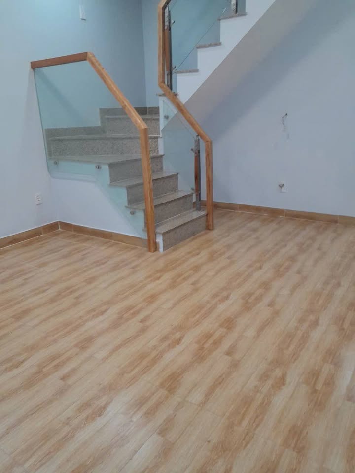 Cho thuê nhà đường Nguyễn Thượng Hiền, Bình Thạnh 70m² giá 13 triệu - Không gian rộng rãi cho gia đình!