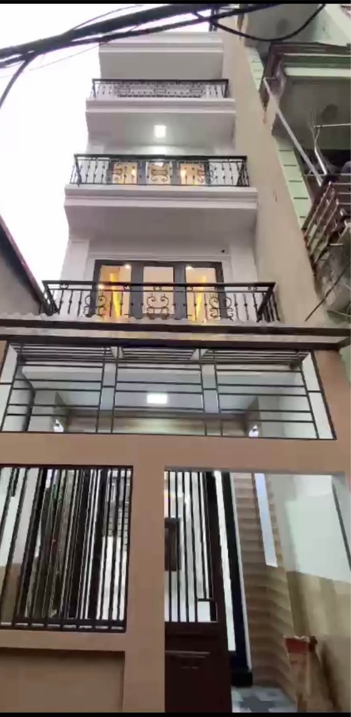 Nhà phố Hoàng Công Chất, 44m², 4 tỷ - Ô tô đỗ cửa, phân lô 2 mặt ngõ!