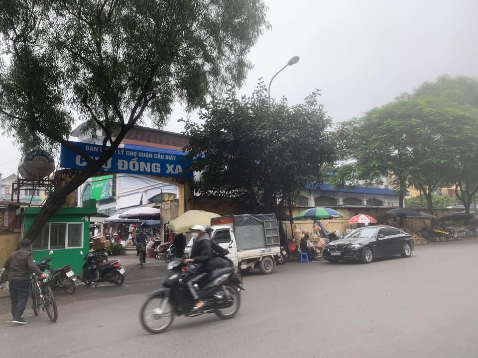 Nhà mặt phố Trần Vỹ, Mai Dịch 48m² giá 11,8 tỷ - Đầu tư sinh lời ngay!