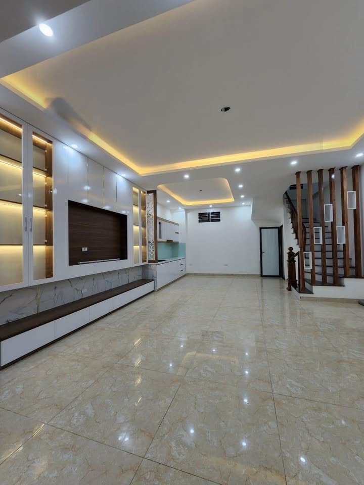 Nhà đẹp Giảng Võ Ba Đình 42m² giá 4.35 tỷ - Sẵn sàng ở ngay!