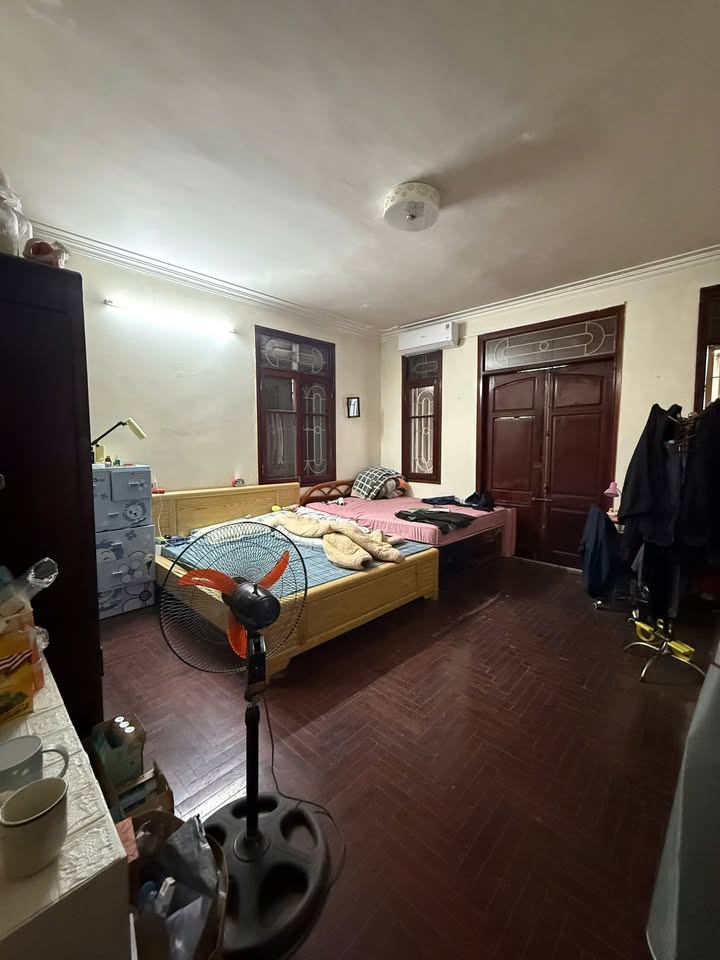 Nhà phố Hoàng Hoa Thám, Ba Đình 65m² giá 12 tỷ - Chính chủ cần bán gấp!