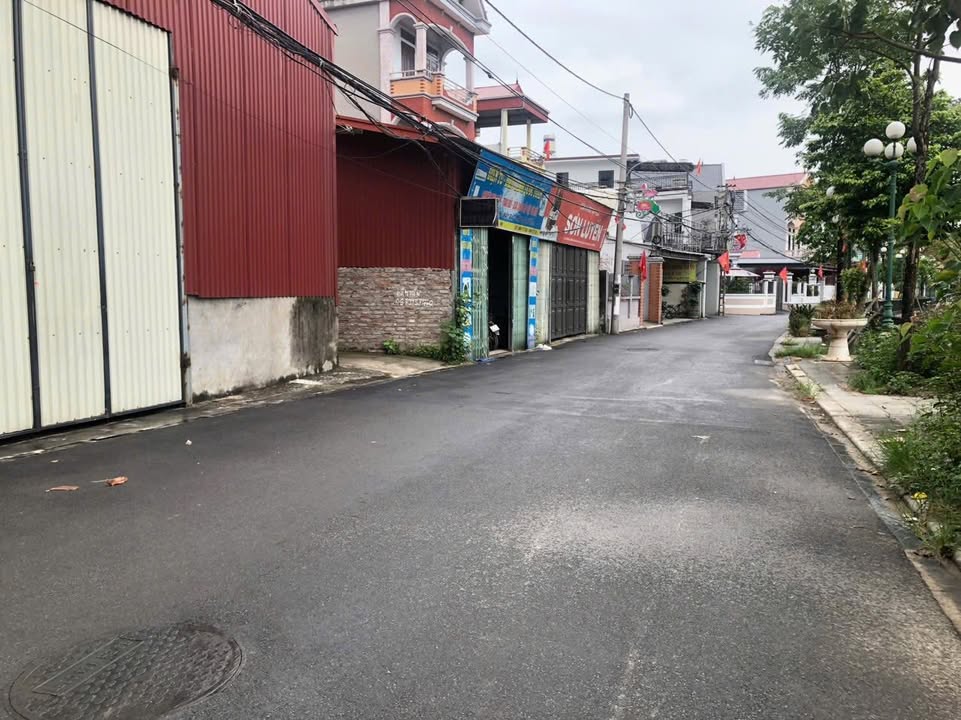 Nhà đẹp 3 tầng tại Bắc Hồng, Đông Anh 51m² giá 4 tỷ - Thiết kế hiện đại, sẵn ở!