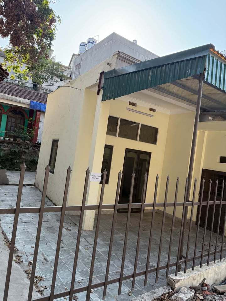 Nhà cấp 4 tại ngõ 18 Cao Xanh, Hạ Long 112m² - Giá thỏa thuận, sẵn sàng vào ở!