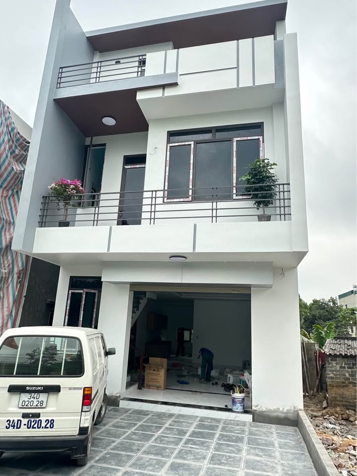 Nhà 3 Tầng Mới Khu 8 Thanh Sơn, Uông Bí 100m² - Sẵn Sàng Vào Ở Ngay!