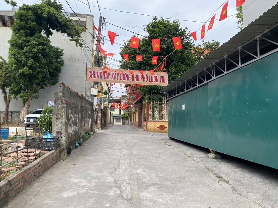 Đất nền Hồng Hà, Hạ Long 76.3m² giá 3.2 tỷ - Vị trí đắc địa, an ninh tốt!