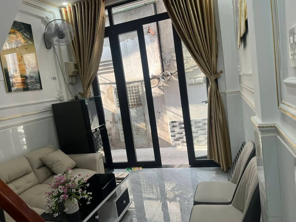 Nhà cho thuê tại Phường Cái Khế, Quận Ninh Kiều - Giá 6 triệu/tháng, đầy đủ nội thất, tiện nghi