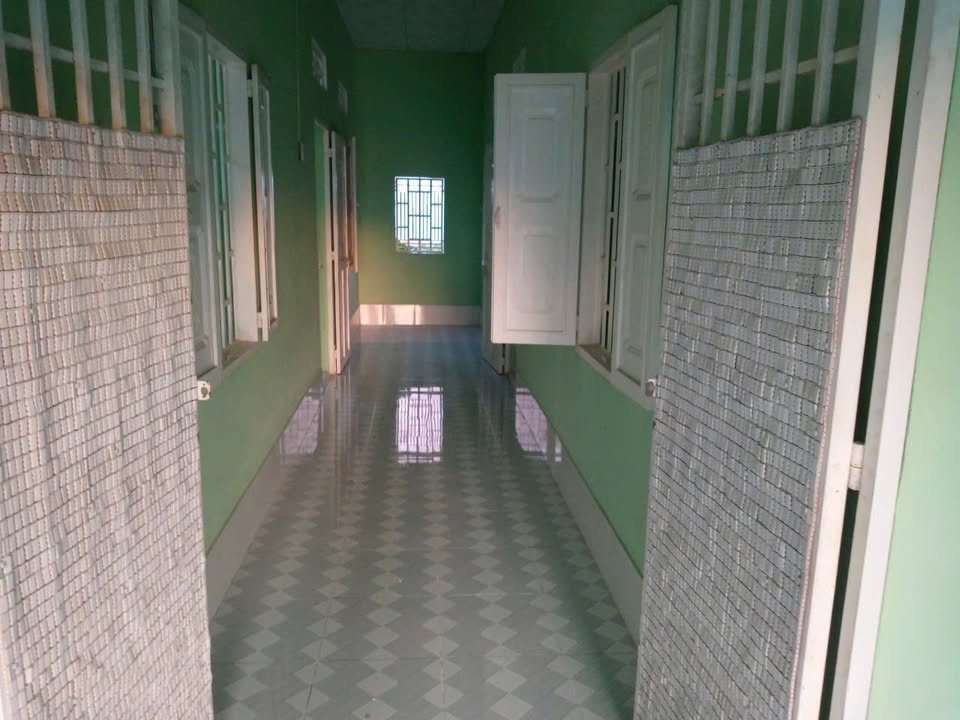 Nhà cấp 4 Khu Ga Lê Duẫn, Phan Thiết 100m² giá 2.2 tỷ - Đường rộng, dân cư đông đúc!