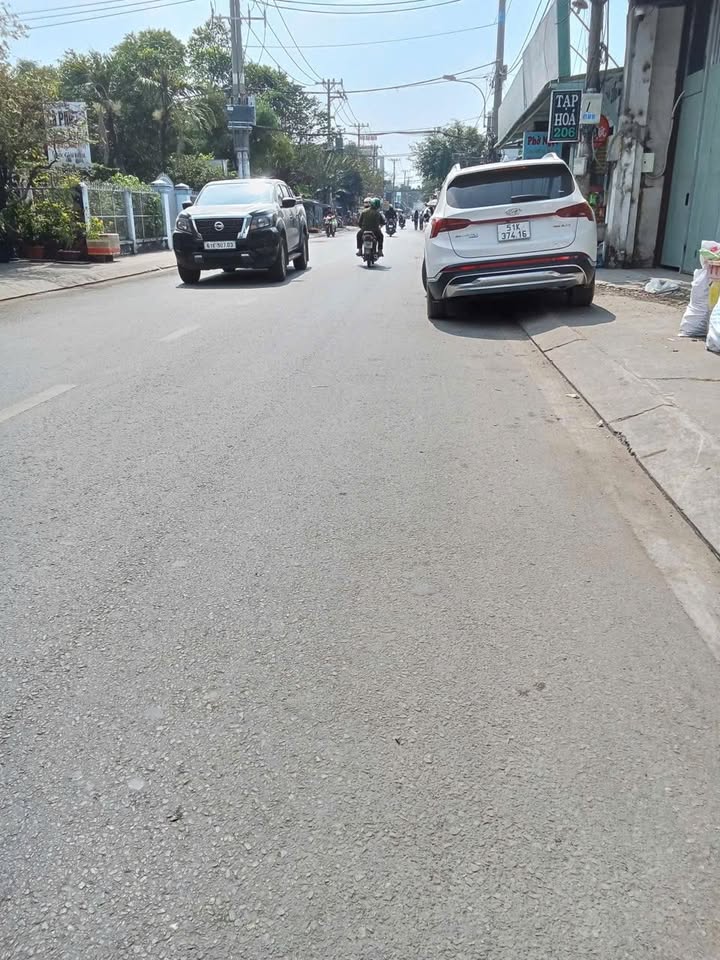 Đất trồng cây 477m² tại Hóc Môn giá 8.6 tỷ - Đầu tư sinh lời ngay!