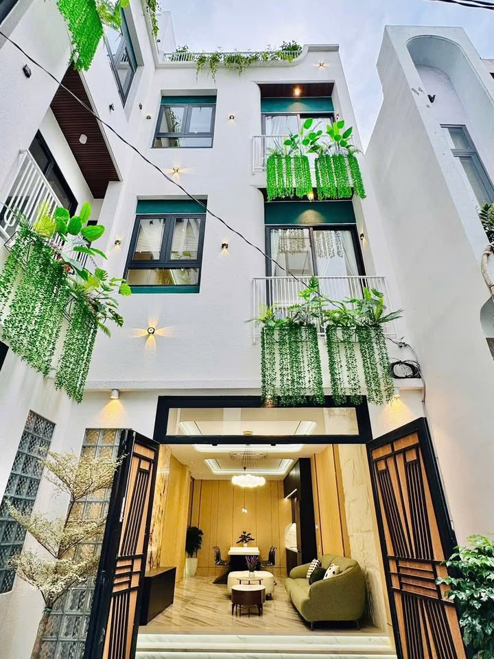 Nhà đẹp mới xây tại Phường 8, Gò Vấp 46m² giá 6.99 tỷ - Sẵn sàng vào ở!