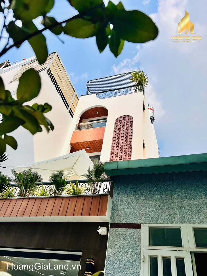 Nhà phố cao cấp Phan Huy Ích 56m² giá 8.9 tỷ - Thích hợp ở lâu dài hoặc làm văn phòng!