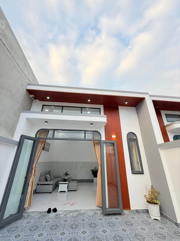 Nhà liền kề Trung An, 90m² giá 1.28 tỷ - Đón Tết sang trọng!