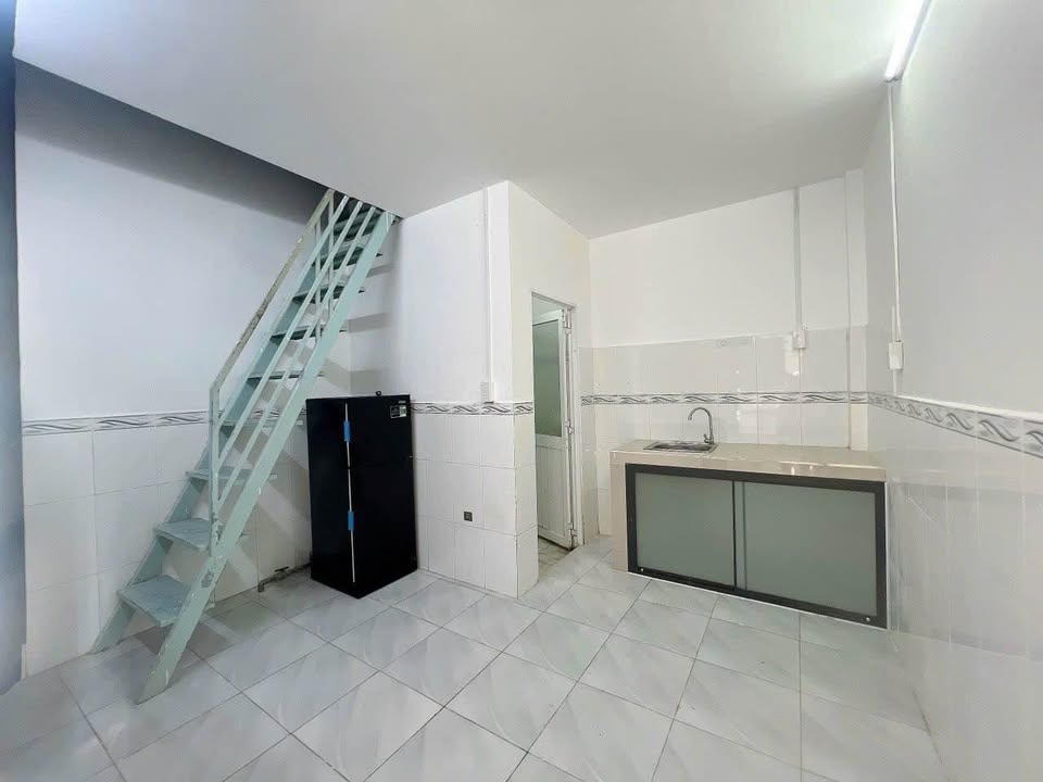 Phòng cho thuê tại KDC Bình Nhựt, Cần Thơ 28m² giá 2.5 triệu - Sẵn sàng nội thất!