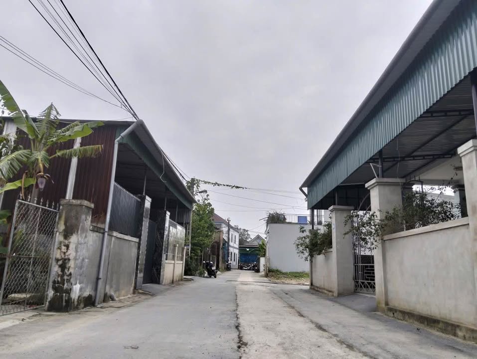 Đất trung tâm Thị trấn Thạch Hà 161m² giá 2 tỷ - Ngõ rộng ô tô tránh thoải mái!