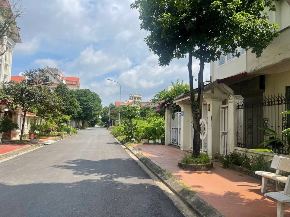 Bán Lô Đất Biệt Thự Đại Hoàng Long, Bắc Ninh 315m² - Giá Thương Lượng Hấp Dẫn