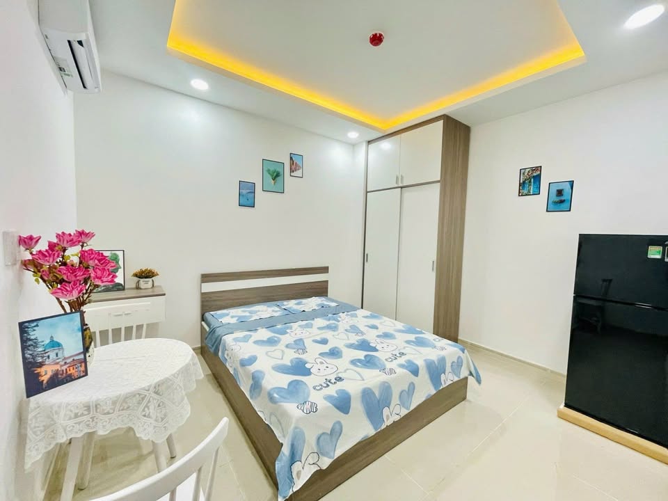 Phòng cho thuê Bạch Đằng, Tân Bình 20m² giá 5 triệu - Full nội thất, gần sân bay!