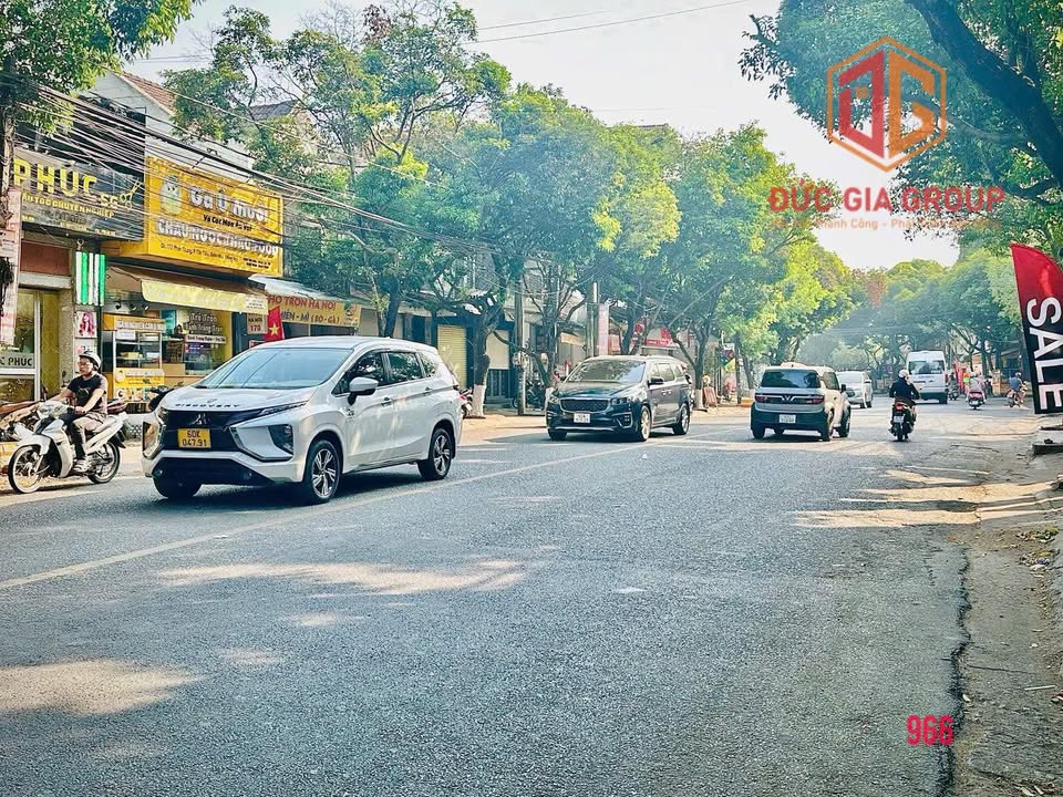 Mặt bằng kinh doanh mặt tiền đường Phan Trung 250m² giá 60 triệu - Sẵn sàng cho mọi ý tưởng kinh doanh!