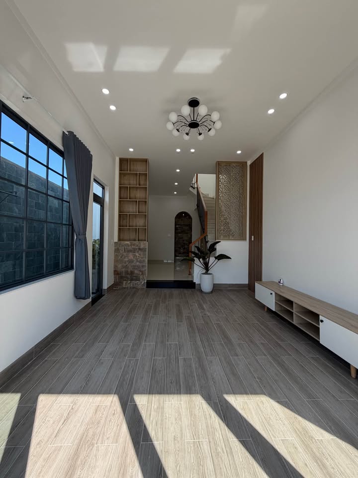 Nhà phố 99 Lê Đại Hành, 60m² giá 1.6 tỷ - Thiết kế trẻ trung, chính chủ bán!