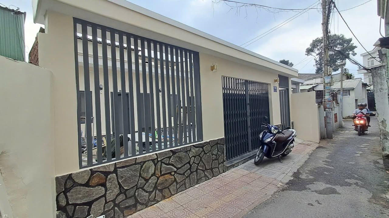 Dãy trọ 10 phòng mới Phường Linh Tây 213m² giá 10.6 tỷ - Đầu tư sinh lời ngay!