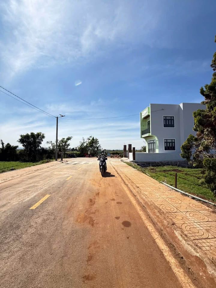 Đất thổ cư 264m² mặt đường nhựa khu dân cư Đức Trọng - Giá 2.5 tỷ, thương lượng!