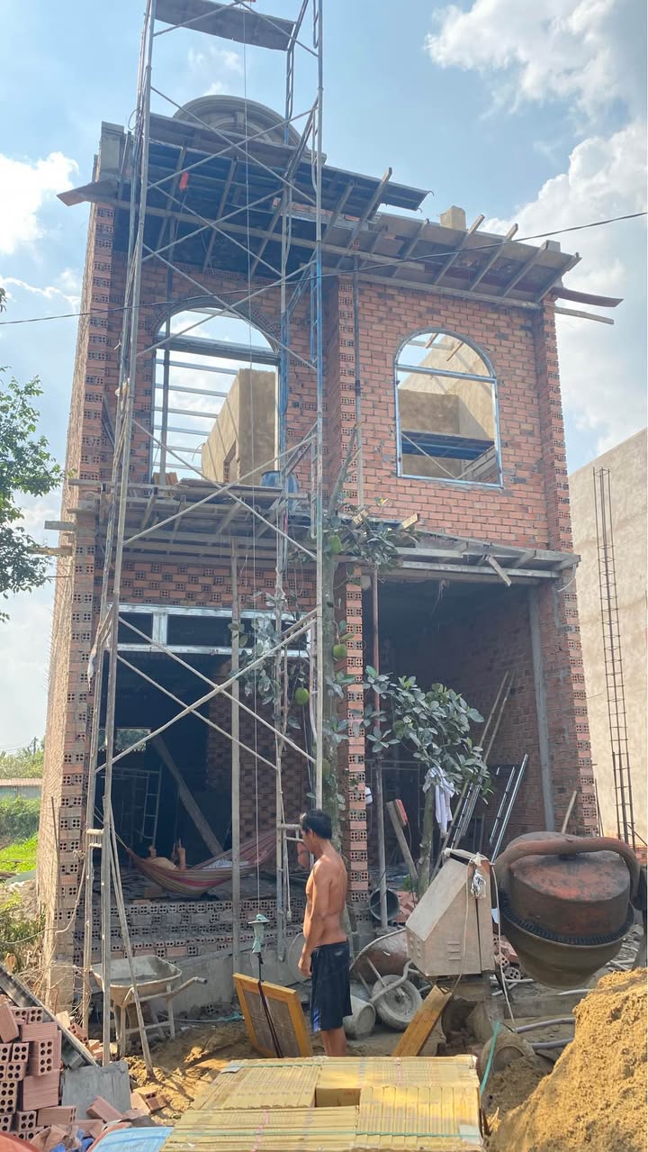 Nhà 2 tầng tại xã Giang Điền, 108m² giá 2 tỷ - Thiết kế hiện đại, sẵn sàng ở ngay!