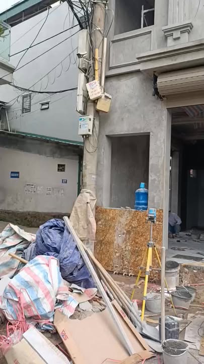 Nhà đẹp 6 tầng Ngọc Hồi, 42m² giá thỏa thuận - Thang máy, ô tô tránh, kinh doanh hiệu quả!