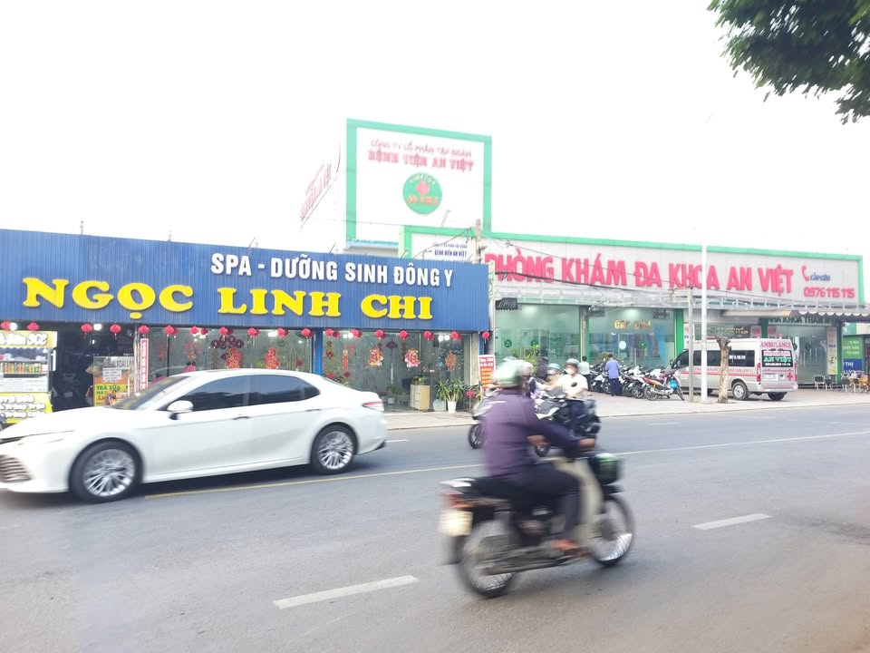 Nhà phố Tân Đông Hiệp Dĩ An 66m² giá 3.6 tỷ - Đường Chiêu Liêu vỉa hè 10m!